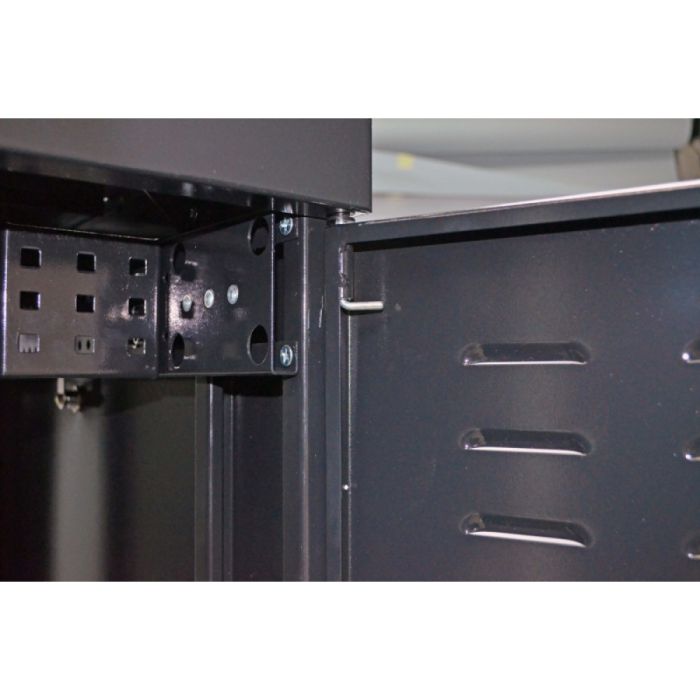 Шафа серверна CMS 42U 800 х 865 UA-MGSE4288B для мережевого обладнання