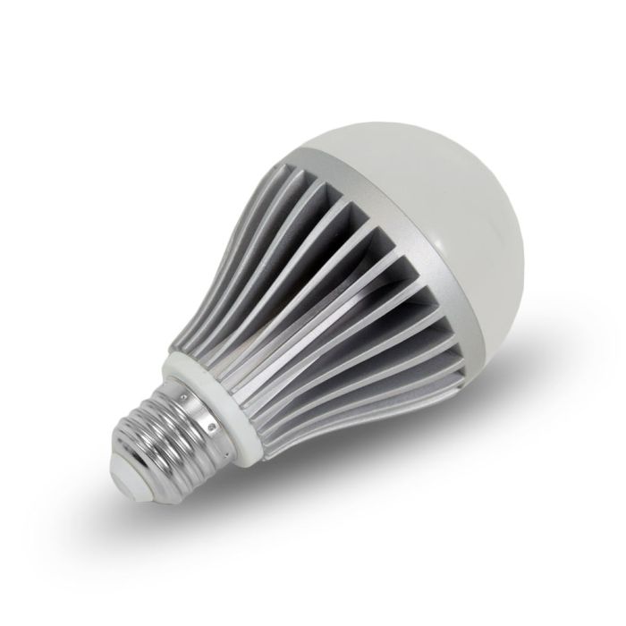 Лампа антимоскітна LUXX 15W LED Light Bulb E27