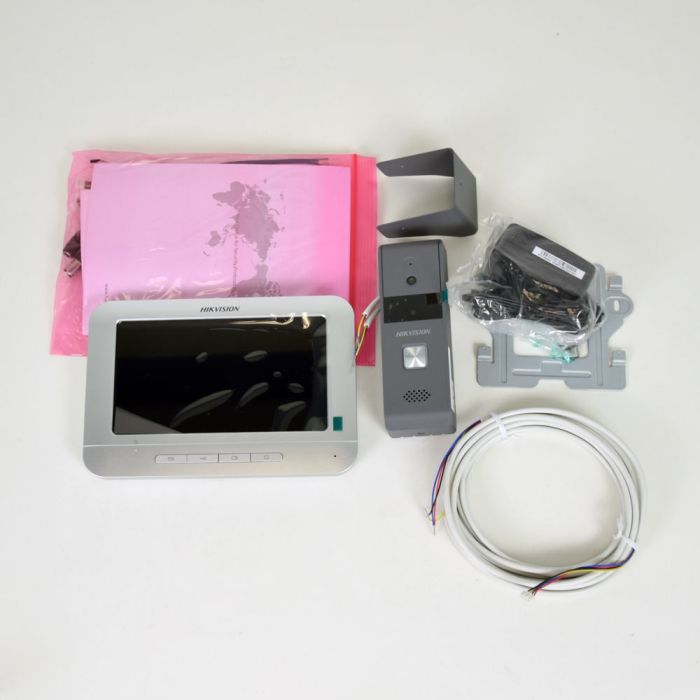 Комплект відеомофона Hikvision DS-KIS203T (розпродаж 657): відеодомофон 7" і відеопанель