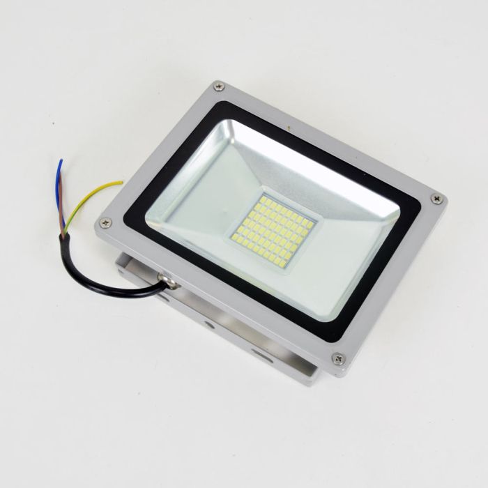 LED-прожектор Lightwell LW-30W-220 (розпродаж 760)