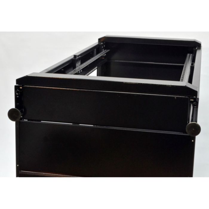 Шафа серверна CMS 28U 610 х 1055 UA-MGSE28610MB посилена для мережевого обладнання