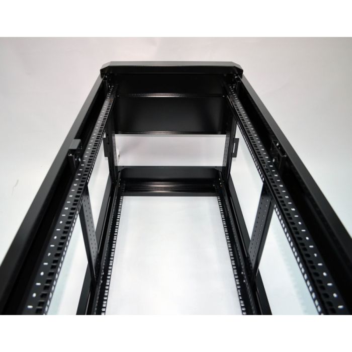 Шафа серверна CMS 28U 610 х 675 UA-MGSE2866MB посилена для мережевого обладнання