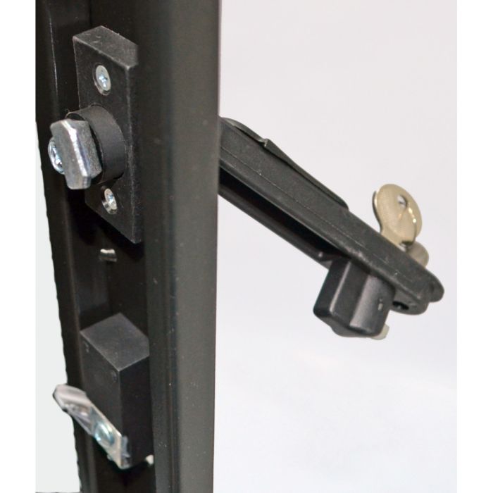 Шафа серверна CMS 33U 610 х 865 UA-MGSE3368MPB посилена з перфорованими дверима для мережевого обладнання