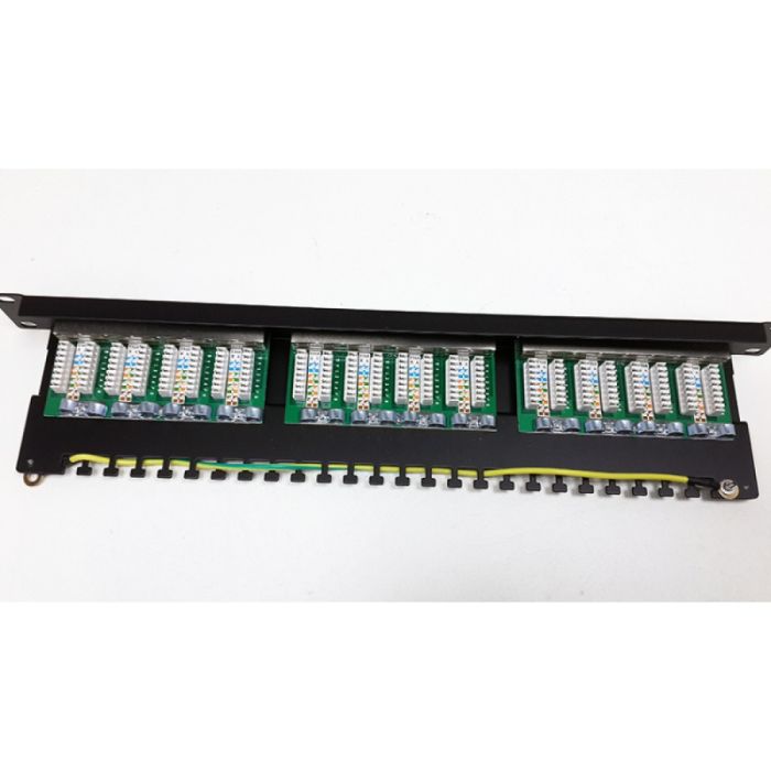 Патч-панель CMS 19" 24xRJ-45 FTP, кат. 5e з огранізатором кабелю