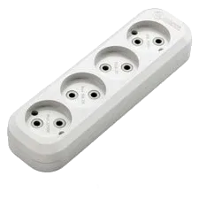 Makel Колодка 4 гнізда без заземлення 